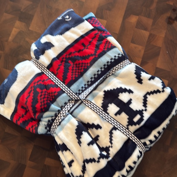 Vineyard vines throw blanket - Picture 4 of 4